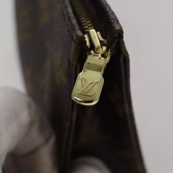 LOUIS VUITTON Monogram Poche Toilette 15 Pouch - Picture 14 of 16
